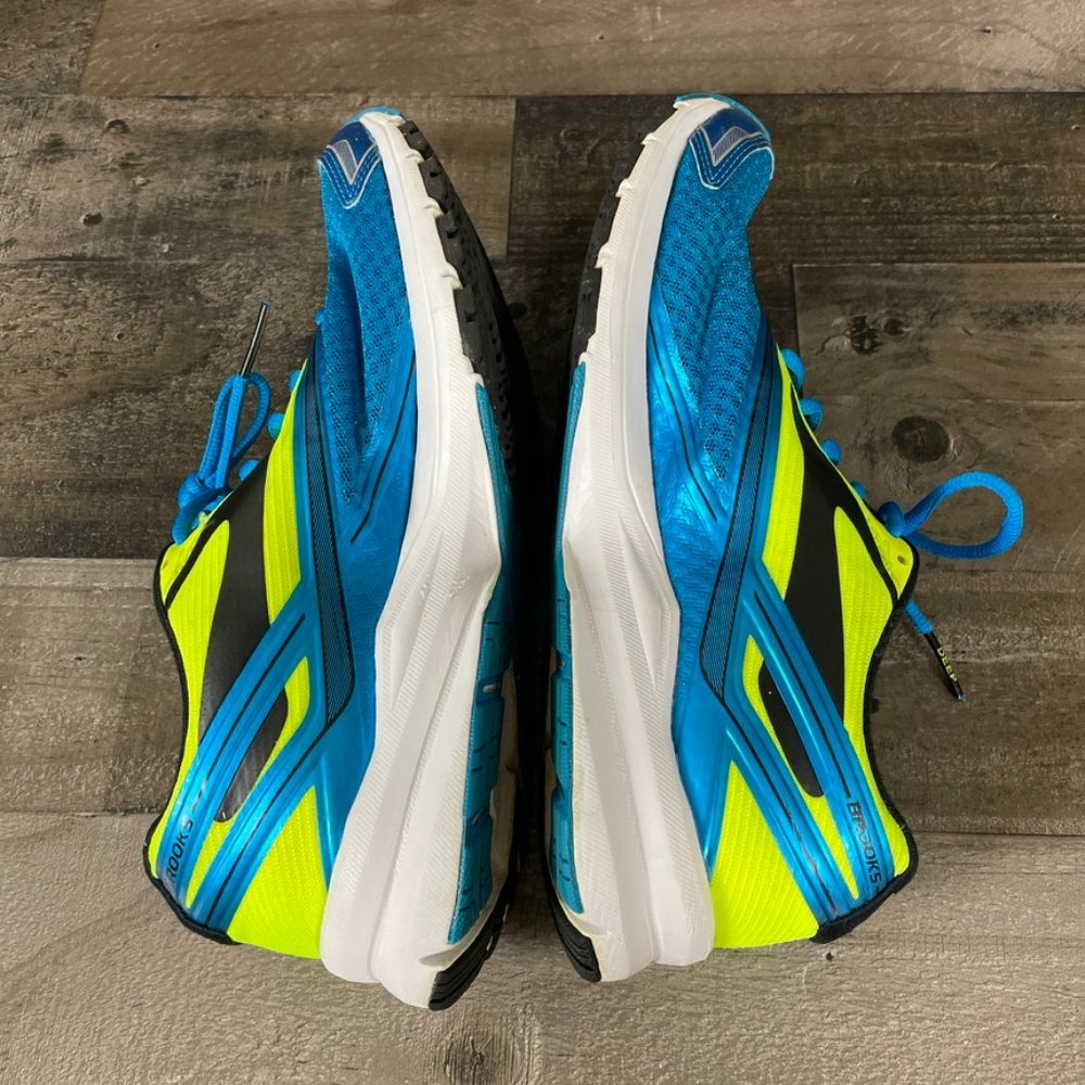 Brooks Launch 4 Running Sneakers - Picture 6 of 9